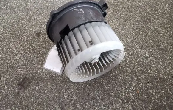 Mitsubishi Colt CZ3 Heater fan/blower 0160700701