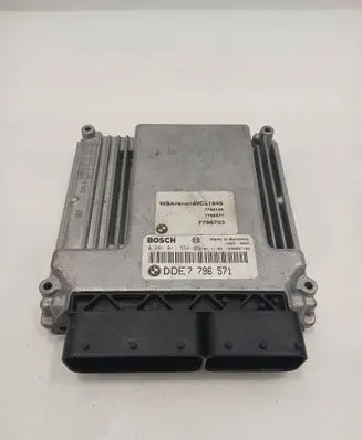BMW 3 E90 E91 Engine control unit/module 7796571 7796703 0281011564