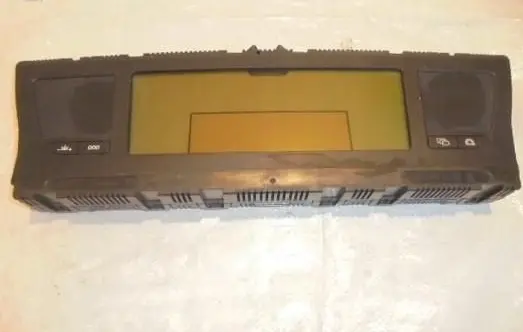 Speedometer (instrument cluster)