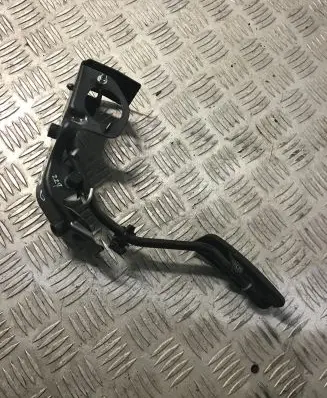 Toyota Corolla Verso AR10 Accelerator throttle pedal