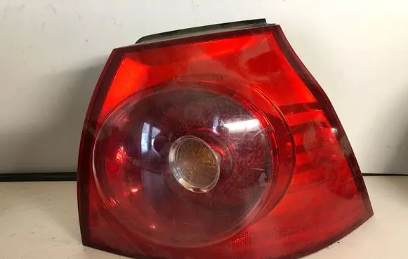 Volkswagen Golf V Rear/tail lights 1K6945096AC 89031823