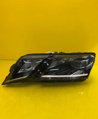 Skoda Octavia Mk3 (5E) Headlight/headlamp 5E1941015E
