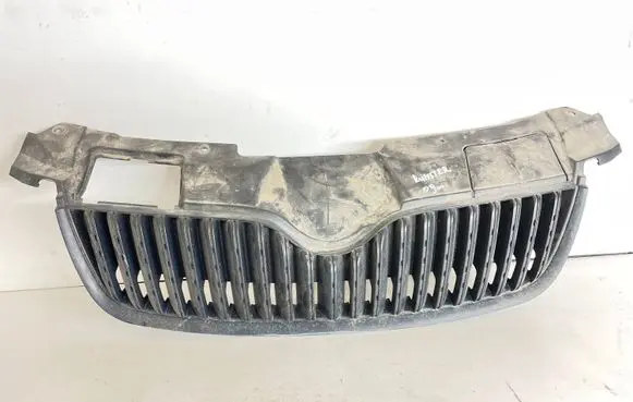 Skoda Roomster (5J) Front bumper upper radiator grill