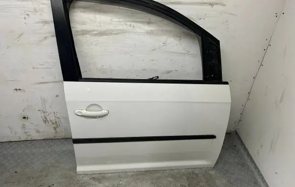 Volkswagen Caddy Front door