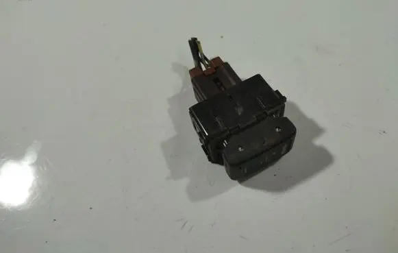 Nissan Pathfinder R51 Seat heating switch