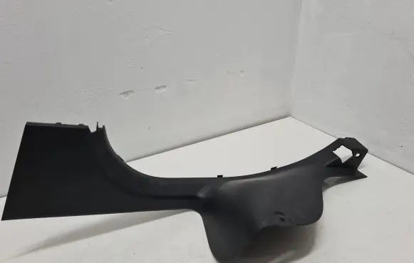 Renault Captur Rear seat side bottom trim 769532273R