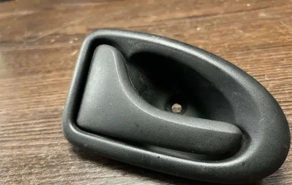 Iveco Daily 3rd gen Front door interior handle 7700830078