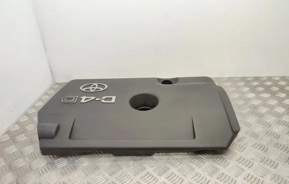 Toyota Avensis T250 Engine cover (trim)