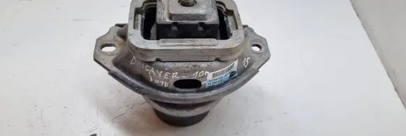 Land Rover Discovery 4 - LR4 Engine mount bracket AH226A003BA4518