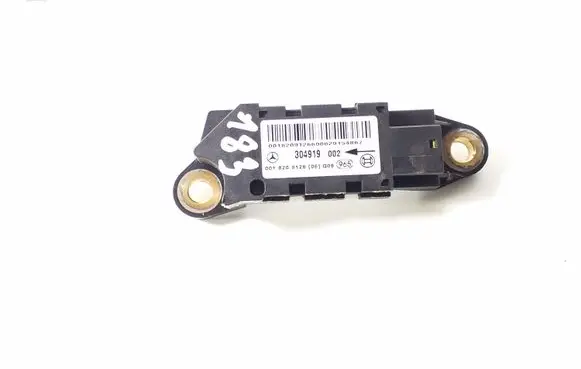 Mercedes-Benz CLS C219 Airbag deployment crash/impact sensor A0018209126