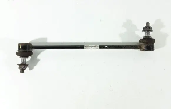KIA Xceed Front anti-roll bar/stabilizer link 