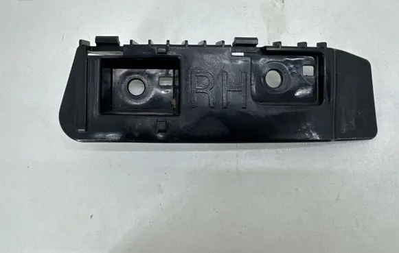 Tesla Model 3 Rear bumper mounting bracket 108399300E