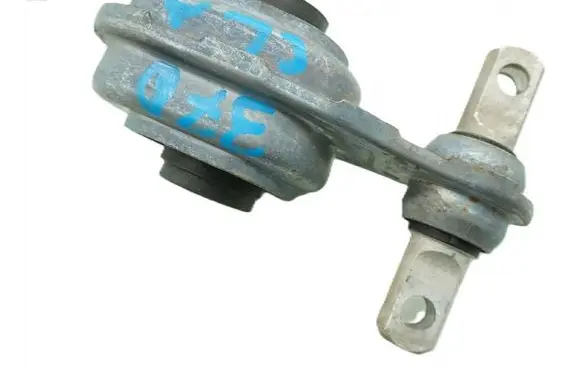 Mercedes-Benz CLA C118 X118 Engine mount vacuum valve A2472400600