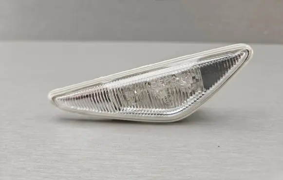 BMW 3 E46 Front fender indicator light 6920732 63136920732