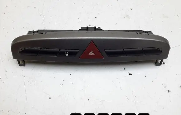 Peugeot 308 Hazard light switch 9659417177