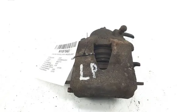Volkswagen Golf V Front brake caliper