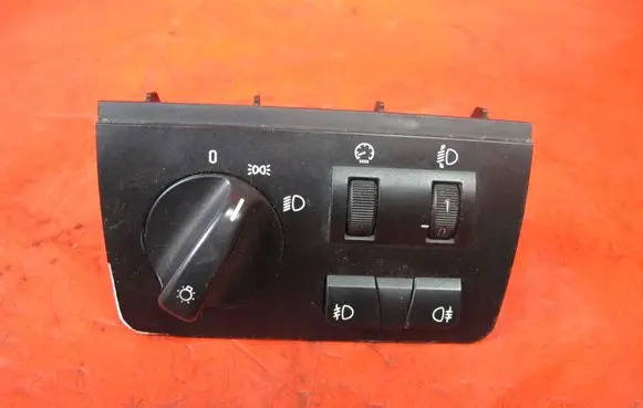 BMW X5 E53 Light switch 8372204