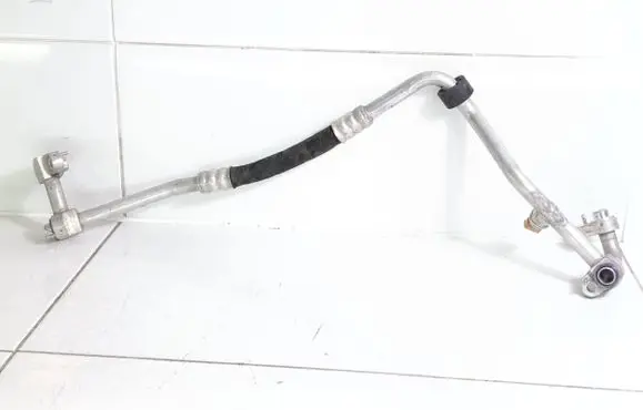 BMW i3 Air conditioning (A/C) pipe/hose 9291148
