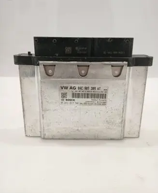 Volkswagen Polo VI Engine control unit/module 04C907309AT