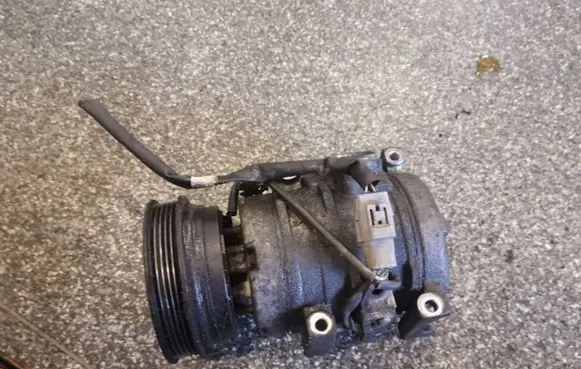 Toyota Avensis T220 Air conditioning (A/C) compressor (pump) 4472203433 4473007870