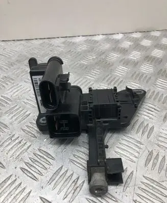 BMW 3 F30 F35 F31 Current control relay 9296151 19322000001 24062013