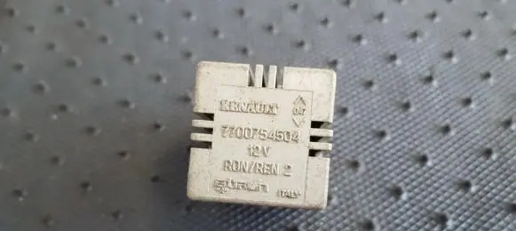 Renault Laguna I Other relay 7700754504