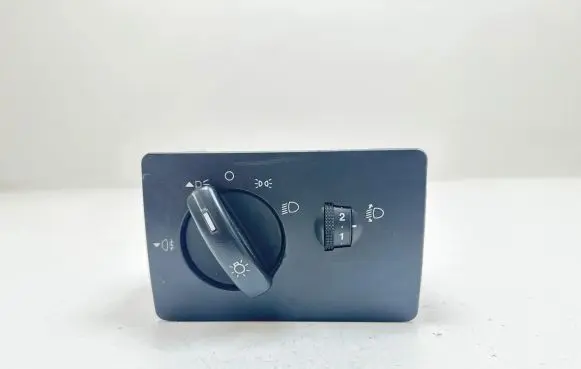 Ford Focus Light switch 4M5T13A024EA