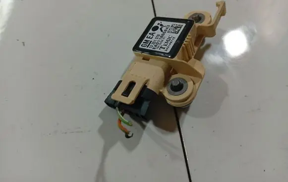 Opel Antara Airbag deployment crash/impact sensor 13251078