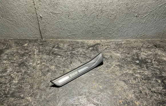 BMW 5 GT F07 Side skirt rear trim 7193475 51137193475