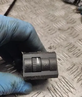 Skoda Octavia Mk2 (1Z) Headlight level height control switch 1z0941333a