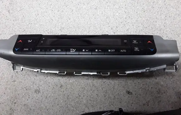 Lexus CT 200H Climate control unit 5590076030