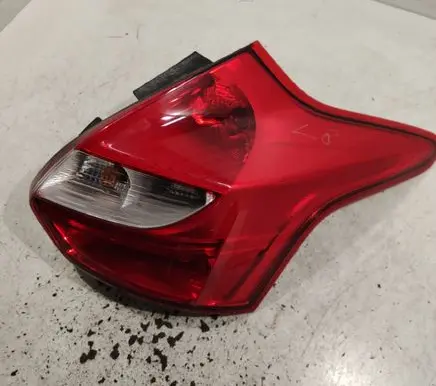 Ford Focus Rear/tail lights BM5113404BG