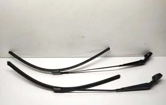 Citroen C4 II Picasso Windshield/front glass wiper blade 