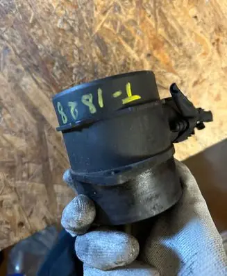 Volvo XC90 Mass air flow meter PBTGF30