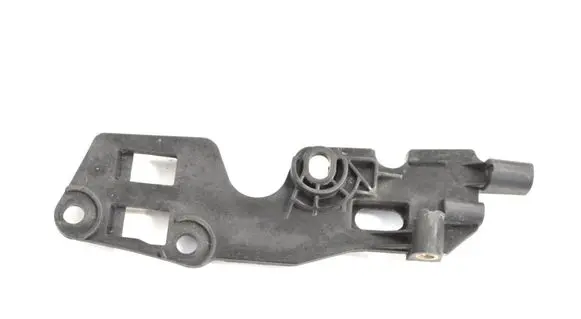 BMW 4 F36 Gran coupe Fender mounting bracket FK7216A128AF