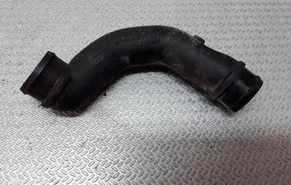 Volkswagen Golf III Air intake duct part 1H0145762T