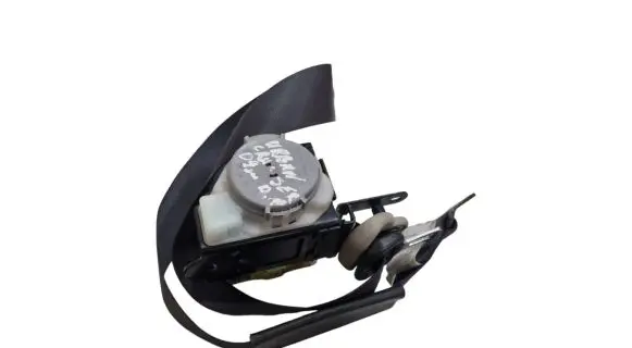 Toyota Urban Cruiser (XP110) Front seatbelt 1046749 TKAF2EF755P