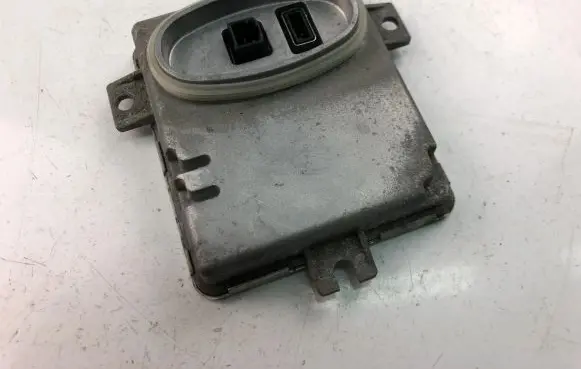 BMW 3 E90 E91 Xenon control unit/module 6948180