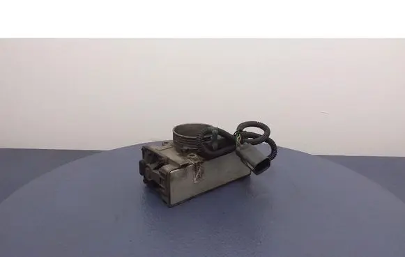 Volvo S80 Throttle body valve 58106038