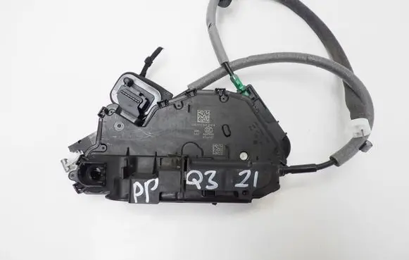 Audi Q3 F3 Front door lock C6B5TC837016B