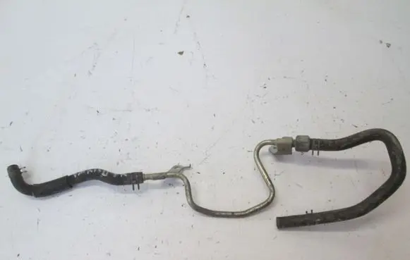 Toyota Yaris Fuel line pipe