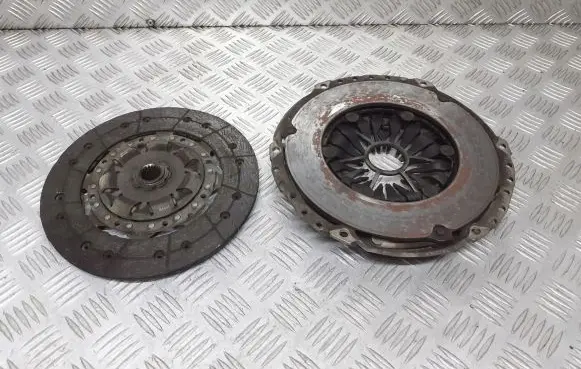 Opel Zafira B Pressure plate 