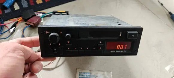 BMW 3 E36 Radio/CD/DVD/GPS head unit 1391388 65121391388 7449455040