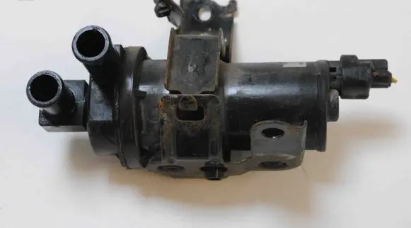 Lexus RX 330 - 350 - 400H Electric auxiliary coolant/water pump 0641001080