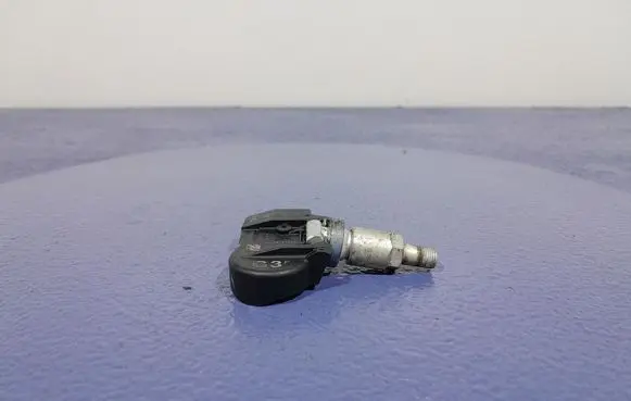 Alfa Romeo 33 Tire pressure sensor BDMC37140