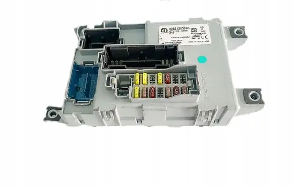 Fiat Panda II Fuse module 00521285890