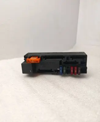 Mercedes-Benz E W210 Fuse module A0005400072 501411 05376100