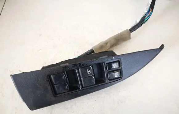 Subaru Legacy Electric window control switch 94263AJ030