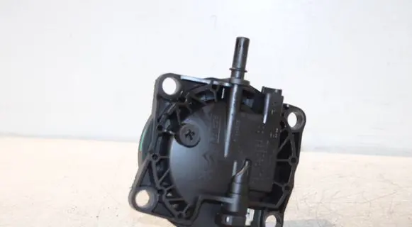 Ford Kuga I Fuel filter housing 9685414080 1040354S01