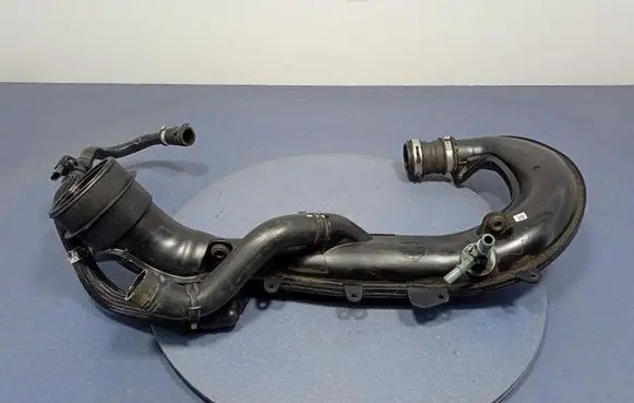 Ford Escape III Air intake hose/pipe GV61-9C623-ED